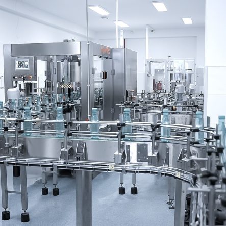 automatic-bottling-line-for-still-water-line