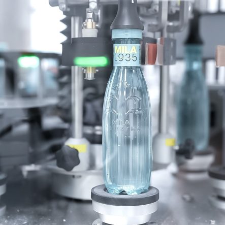 automatic-bottling-machinery-for-carbonated-water-bottling-machinery